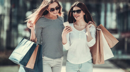 10 tips to shop wisely this Black Friday